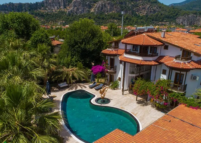 Отель Murat Pasha Mansion (adults Only) 3*